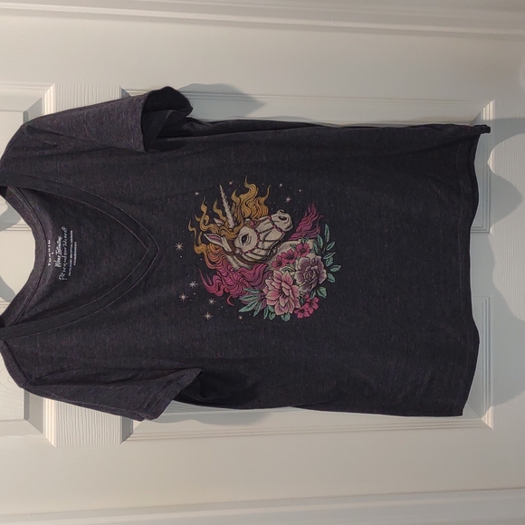 Torrid 1 Unicorn V Neck T Shirt - Picture 1 of 3